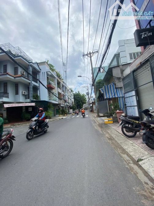Bán tòa nhà 2 Mặt tiền Trịnh Đình Trọng, gần Lũy Bán Bích, 11x16m, 5 T -  13PN, 28,9 tỷ. - 2