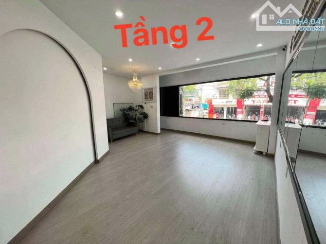 🔥🔥🔥🔥🔥Cho thuê nhà 3 tầng mặt tiền HÙNG VƯƠNG đối diện chợ An Cựu chỉ 15 triệu/tháng - 2