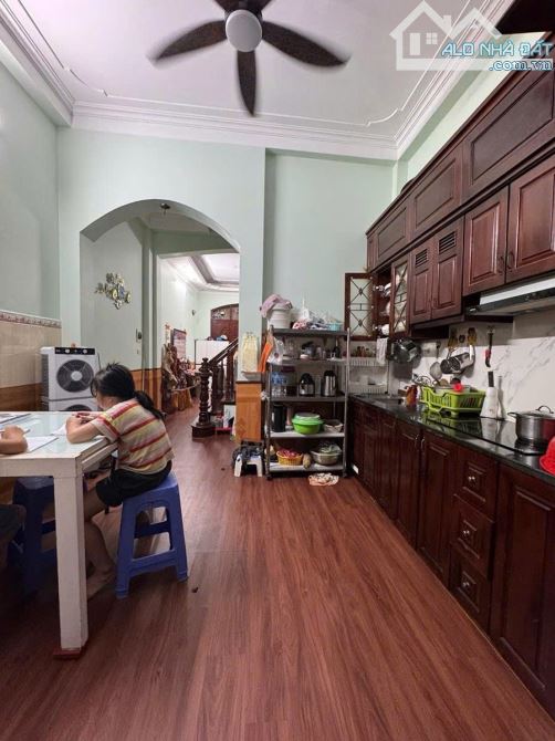 NHÀ DÂN XÂY NGUYÊN BẢN  – NGÕ KIM GIANG THOÁNG SÁNG - THÔNG KDT ĐẠI KIM – CHỈ VIÊC Ở - 2