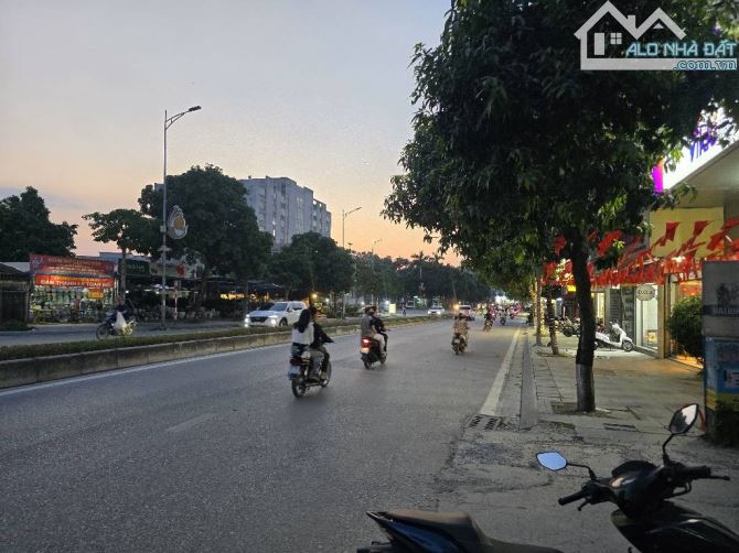 Siêu Phẩm Phân Lô Vỉa Hè _ Mặt Đường Cao Lỗ Đông Anh _DT 130M2_ MT 6,2M_ Cực Đẹp - 2