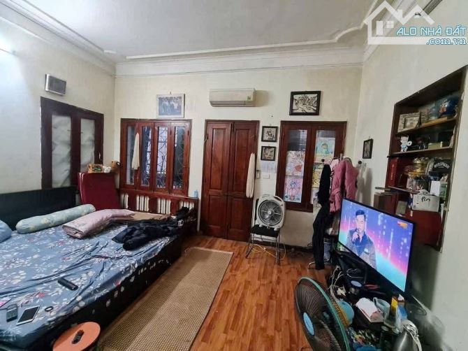 Nhỉnh 7 tỷ, nhà Nguyễn Trãi 41m2, MT rộng 5m, cách mặt phố 15m2, ngõ thoáng xe ba gác qua - 2