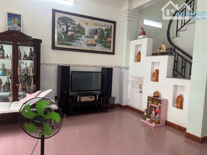 BÁN NHÀ  3 LẦU HẺM ÔTÔ BÀ HUYỆN THANH QUAN P4 TP VŨNG TÀU.DIỆN TÍCH 140m2 GIÁ 8TỶ 700 CÓ B - 2