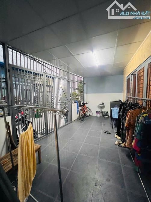 🏡 BÁN NHÀ QUẬN 7 - NGANG 7M - LÔ GÓC 2 MẶT TIỀN - CẠNH TRƯỜNG ĐẠI HỌC - NHỈNH 60tr/m2 - 2