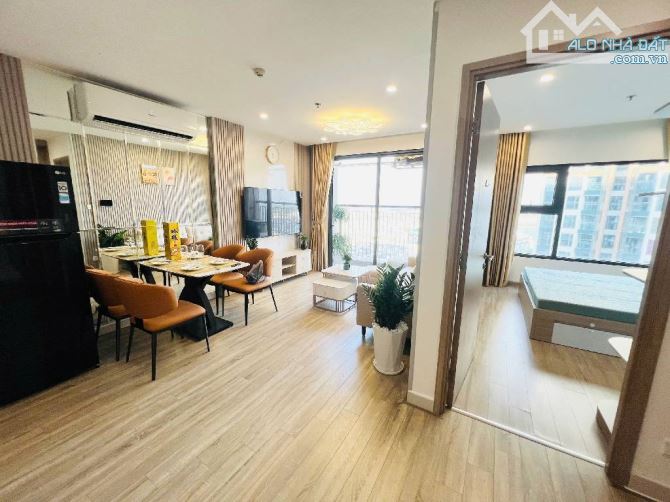 🌹🌹MÌNH CẦN BÁN CHUNG CƯ- CĂN 2 NGỦ -TẦNG 17 -50M - VIEW TRIỆU ĐÔ - 2