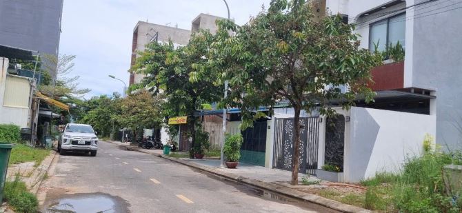 Lô đất siêu đẹp 2 mặt tiền Hoàng Thị Loan và Hòa Minh 29 giá 15,7 tỷ - 2