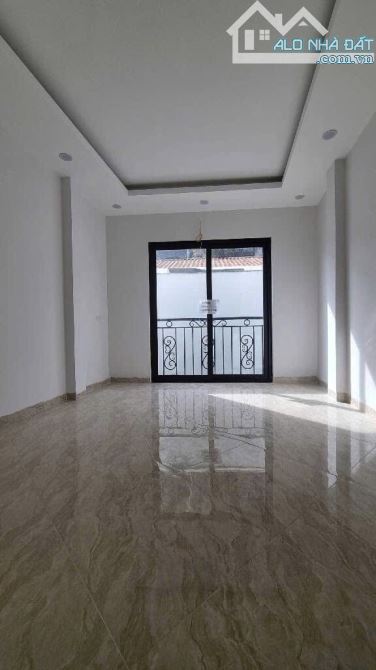 🏠 S.IÊU P.HẨM XÃ ĐÀN -TT ĐỐNG ĐA- 32M²- 5T- 8.xTỶ- THANG MÁY-🚘 ĐỖ GẦN-NÔNG-THÔNG-Ở SƯỚNG - 2