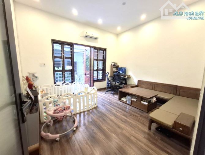 58M, 21 TỶ HƠN - PHÂN LÔ Ô TÔ TRÁNH VÀO NHÀ - HAI THOÁNG TRƯỚC SAU - TRẦN QUỐC HOÀN - 2