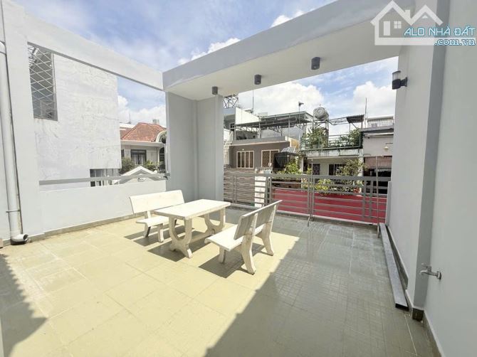 Hàng hiếm P.17 giáp Q.1 - Bán siêu phẩm nhà 4 tầng 70m2 - Ngang đẹp 5m hẻm xe hơi 7 chỗ - 2