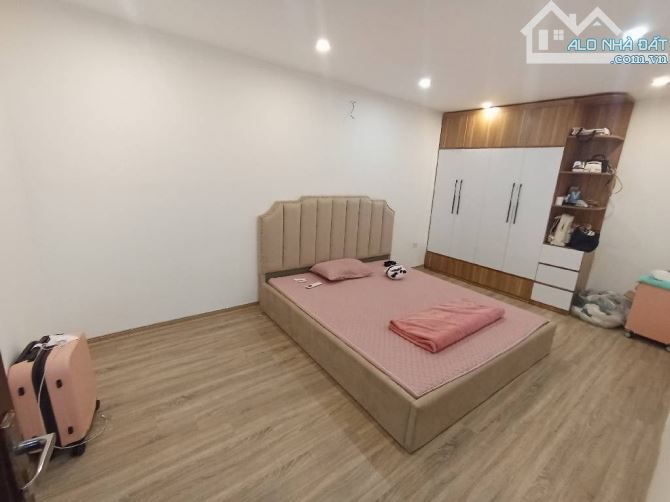 Bán chung cư N05 Hoàng Đạo Thúy, Cầu Giấy, 105m2, 3 phòng ngủ, 2 WC, sổ đỏ chính chủ - 2