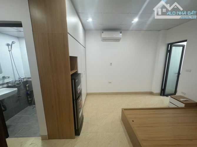 Cho Thuê CCMN 1194 Chùa Láng Đống Đa 30m2 Studio Ban Công Giặt Riêng Thang Máy Ô Tô Đỗ Cửa - 24