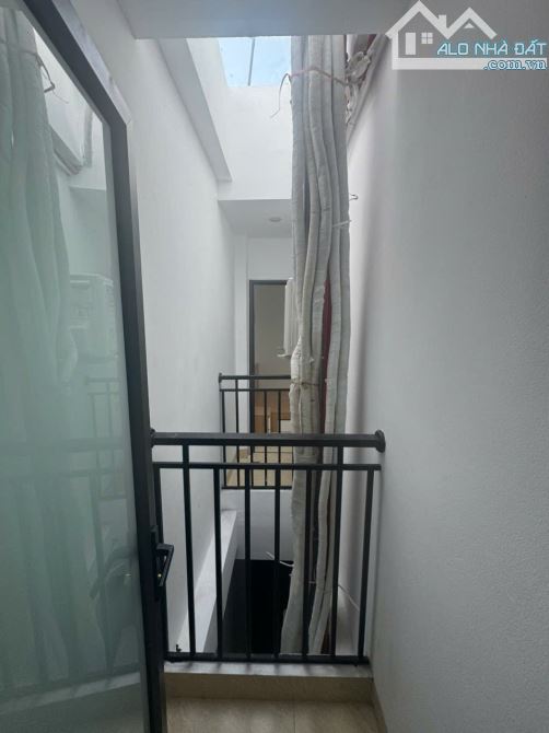 Cho Thuê CCMN 1194 Chùa Láng Đống Đa 30m2 Studio Ban Công Giặt Riêng Thang Máy Ô Tô Đỗ Cửa - 25