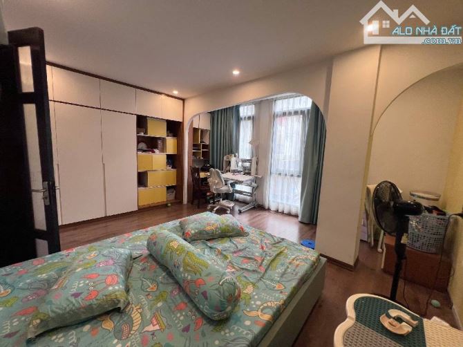 Lê Trọng Tấn lô góc phân lô quân đội 55m2 x MT 4.4m đường 3 ô tô tránh - 3