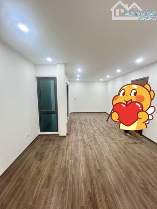 Bán nhà phố Tựu Liệt, bến xe nước ngầm, thông sang Linh Đàm 60m, 5 tầng giá hơn 7 tỷ. - 3