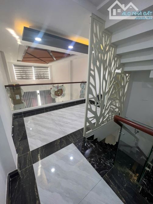 Bán nhà 4 tầng,đẹp như mới, 6 phòng ngủ - đường An Bình, Q5 - 3