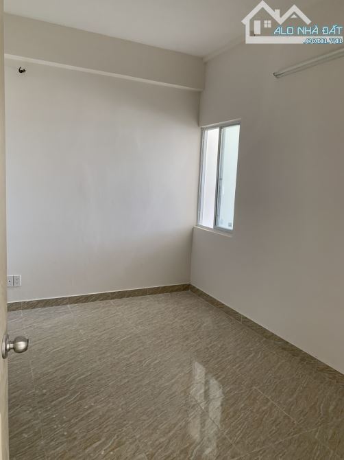 Bán căn hộ view xéo biển, có sẵn nội thất, sổ đỏ sở hữu lâu dài giá chỉ 1 tỷ 890 triệu - 4