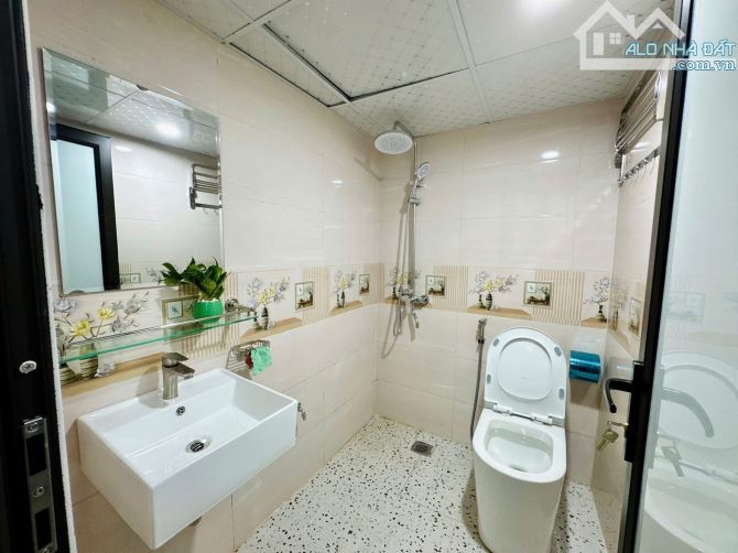 Ngọc Hà, 32m, 3ngủ, Lô góc, Ngõ ba gác thông, Gần hồ thoáng, Sổ vuông, Nhà mới đẹp ở luôn - 3