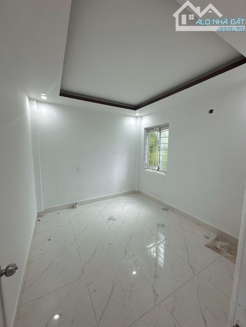 🏡 CHỦ CẦN BÁN NHÀ 2 TẦNG KIỆT Ô TÔ – ÂU CƠ 🚗  🔹 Nhà 2 tầng đẹp, kiên cố - 3