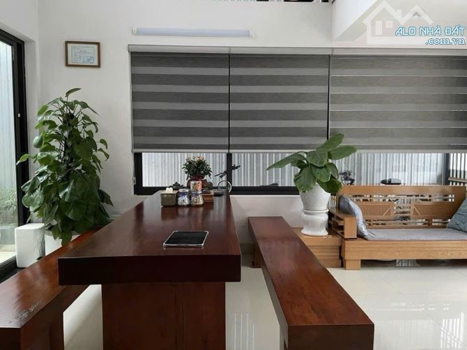 Cần bán căn BIỆT THỰ tại KQH NGỌC ANH - PHẠM VĂN ĐỒNG - HUẾ - Chỉ 5,xx tỷ/ 170m2 đất - 3