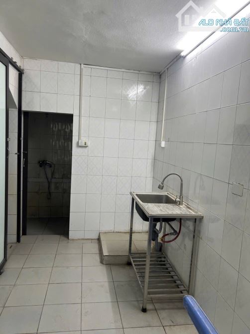 Cho thuê nhà Phố Cầu Giấy 2 tầng x 55m2, 3 ngủ, 2 WC, 9.5triệu/th - 3