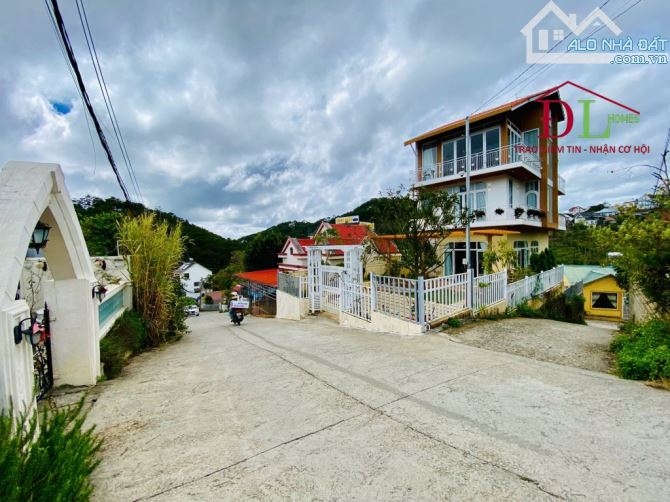 Bán đất Đà Lạt, đường Hoàng Hoa Thám view thông, dt 500m2 giá 18,5 tỷ #4515 - 3