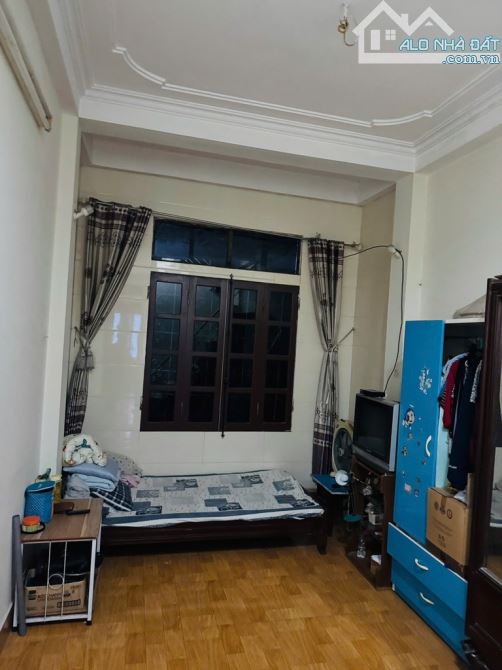 CHÍNH CHỦ CẦN BÁN GẤP NHÀ ĐỨC GIANG LONG BIÊN 45M2. 4 PHÒNG NGỦ. H 6 TỶ - 3