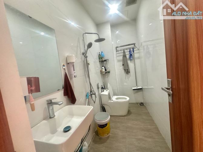 💥🏡Cơ hội hiếm có – Nhà 3 tầng lô góc 2 mặt tiền Nguyễn Công Hoan – Giá chỉ hơn 6 tỷ! - 3