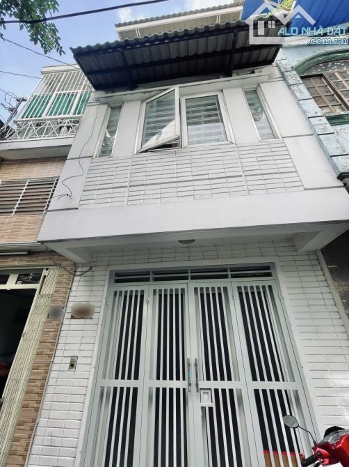 😍🏘️ HẺM THÔNG -HOÀNG SA- Q1 - NỞ HẬU - 3TẦNG ĐÚC - CHỈ 5.7TỶ-GẦN MẶT TIỀN. - 3