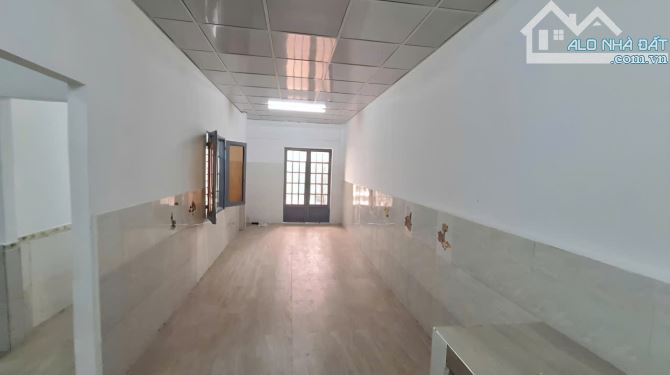 Nhà 7x13, 1 trệt 1 lầu, 3pn 2wc, sân đậu 10 xe máy. gần đường Tam Bình - 3