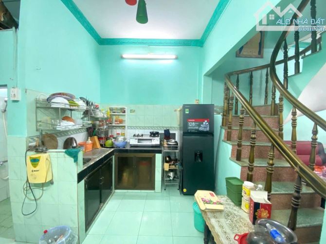Nhà hẻm thông, ô tô đậu cửa, gần ACBbank Phan Huy Ích, 4.3 tỷ - 3