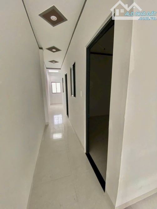 BẠN TÍNH Ở NHÀ THUÊ ĐẾN KHI NÀO  Nếu thuê nhà 1 tháng là 4 triệu,  thì 5 năm sẽ là: 5 năm - 3
