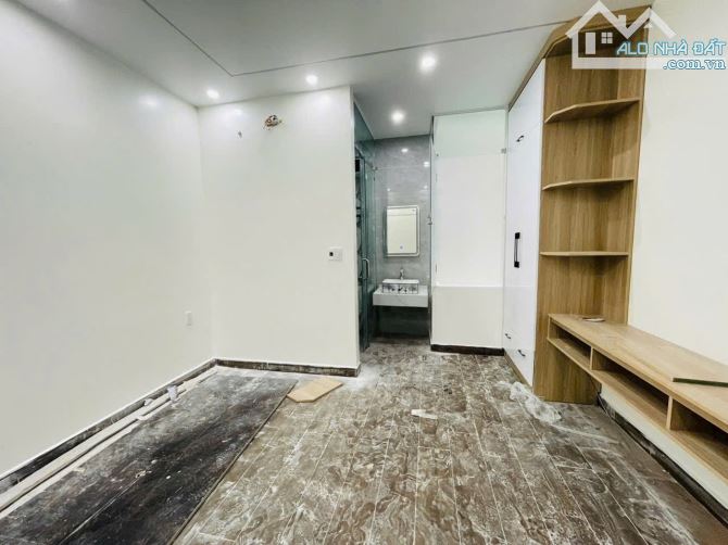 Chính chủ gửi bán  Siêu Phẩm độc lập Phố Đông Hải 1 đường ô tô qua lại 2 chiều - 3