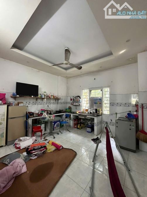 Bán nhà MT đường oto tránh sát ga Metro Quận 2 120m² ngang 4,5m chỉ 20,4 tỷ  Dòng tiền 250 - 3