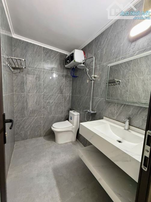5,2 ty Nhà 4 tầng tại 428 an đà ,đông khê ,ngô quyền   mặt ngõ,đường ô tô đỗ cửa, - 3