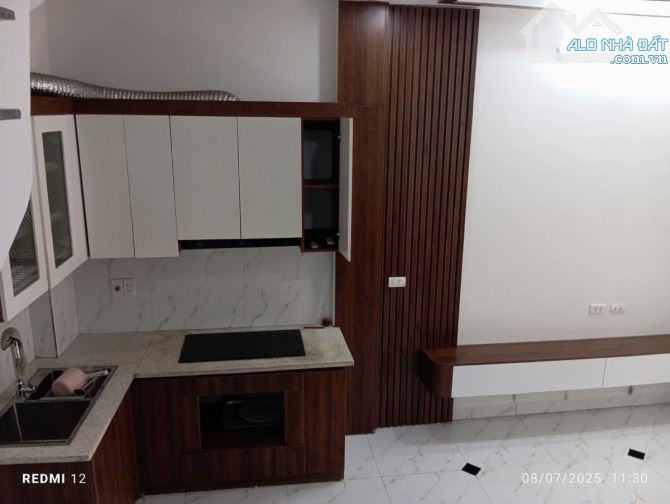 BÁN NHÀ PHỐ THẠCH BÀN LONG BIÊN 5.2 TỶ 35m MT 4m  5 TẦNG Ô TÔ KINH DOANH SÁT TRƯỜNG CẤP 1 - 3