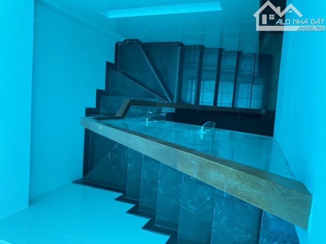 Bán nhà mặt tiền Vũ Tùng Bình Thạnh 5 tầng 8PN(46m2) 13,x tỷ - 3