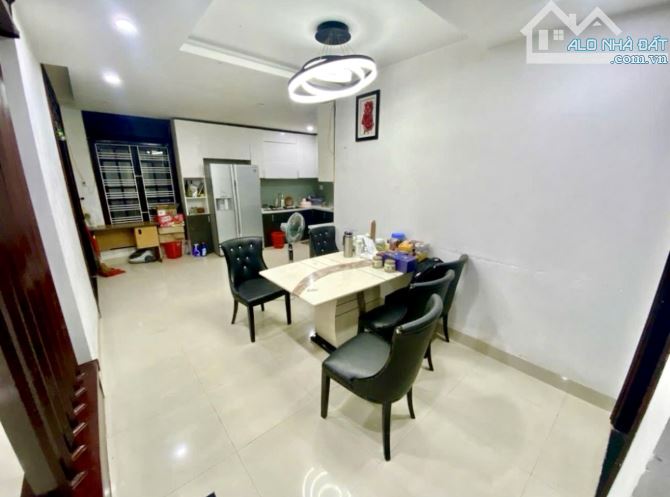 SỤP HẦM - BÁN BIỆT THỰ 3 TẦNG, DT 200M2 - MẶT TIỀN PHAN VĂN TRỊ, CẨM LỆ - CHỈ 13.9 TỶ - 3