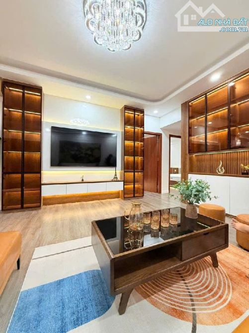 Bán căn hộ CCCC Hàm Nghi 110m 3 ngủ nội thất xịn view phố bếp rộng thoáng đẹp sẵn sổ 8 tỷ - 3