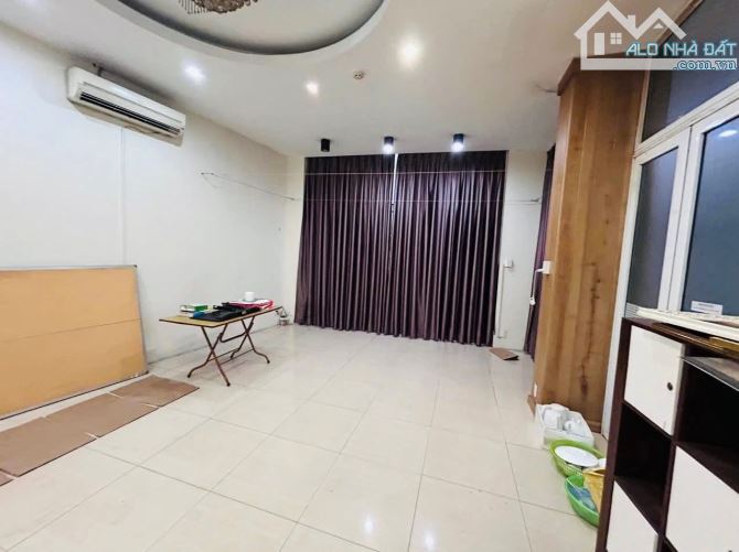 Mặt phố Trần Nguyên đán kĐT định công dt107m 5 tầng mt5m giá 34 tỷ siêu hiếm - 3