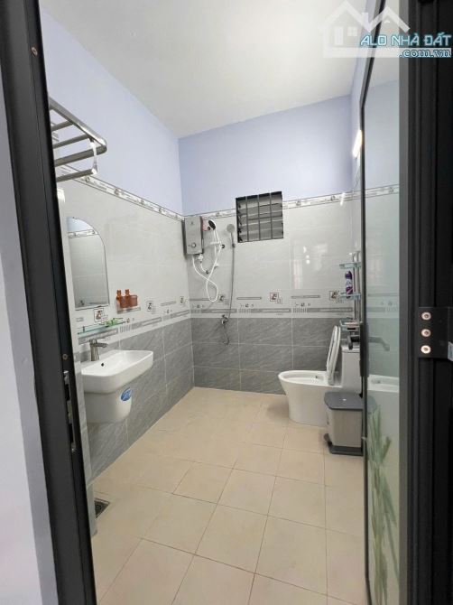 BÁN CĂN HỘ PHƯỜNG 14 GÒ VẤP - 4 TẦNG 70M2 - HÈM 7M THÔNG - 8.5 TỶ - 3