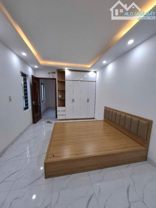 NHÀ ĐẸP Ở NGAY_QUYẾT THẮNG-YÊN NGHĨA_10M OTO ĐỖ_FULL ĐỒ_NHIỀU TIỆN ÍCH 38M2_5T_MT5,4_5,8TỶ - 3