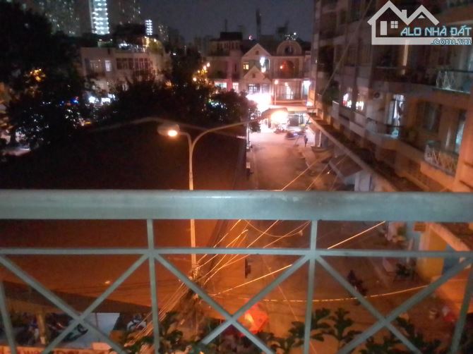 CHÍNH CHỦ BÁN CĂN HỘ TRUNG TÂM Q1 - C/C 189B CỐNG QUỲNH QUẬN 1 - 3