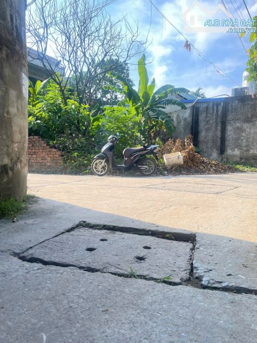 Chính chủ cần tiền bán nhanh lô đất 108 m lô góc lam điền Chương Mỹ đường ôtô vào tận cac - 3
