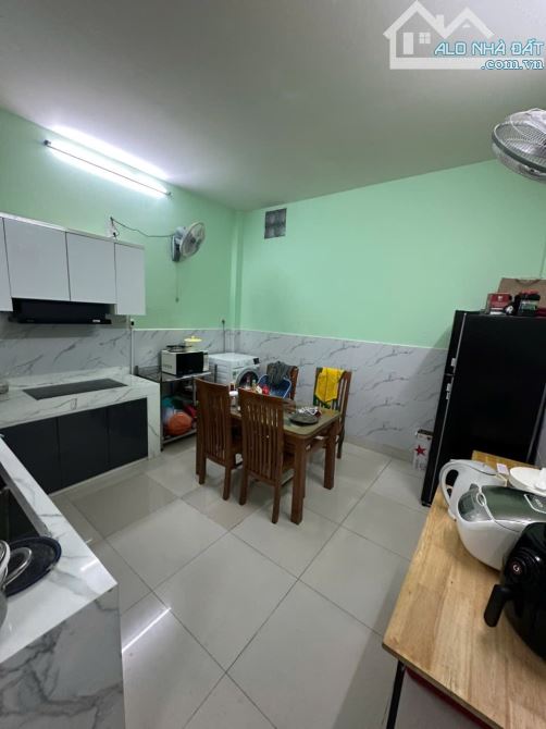 🔴4,98 tỷ, 4x12, 3 tầng xe hơi Nguyễn Thị Tần, Chánh Hưng,gần Tttm Parcmal Quận 8) - 3