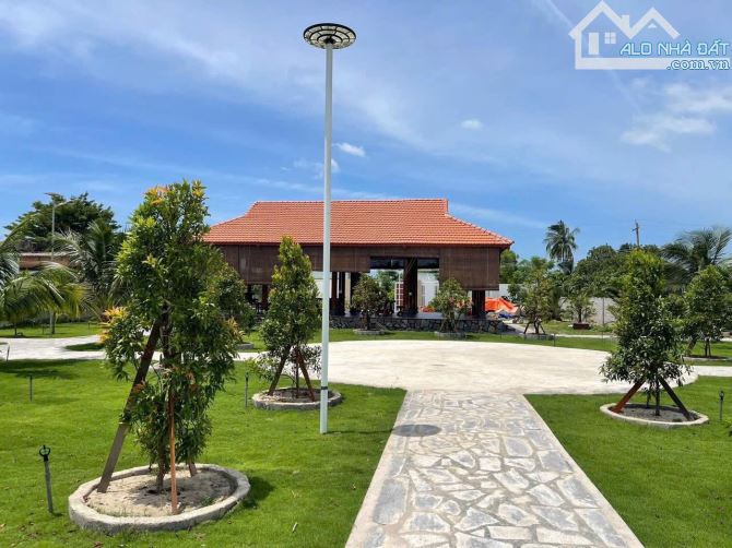 CHỦ NGỘP NẶNG giảm mạnh còn 32tỷ gần 8000 m². Giá bao rẻ nhất khu du lịch Biển Cam Bình - 3