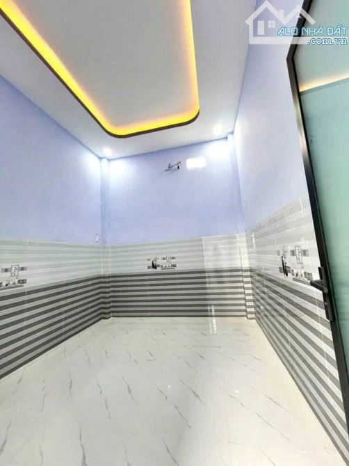 Ngộp bank bán gấp căn nhà ở xã Tân An Hội - Củ Chi, DT 94m2, Giá 980 triệu.SHR - 3