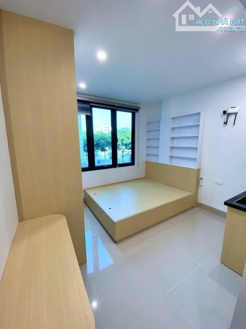 Bán nhà Hoàng Quốc Việt 45m2 mới xây 7 phòng full nội thất thang máy sẵn sổ 11,4 tỷ - 3