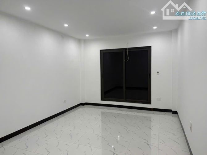 Bán nhà khu cán bộ Thanh Trì 32m 5 tầng mới koong full nội thất chỉ về ở giá 5.6 tỷ - 3