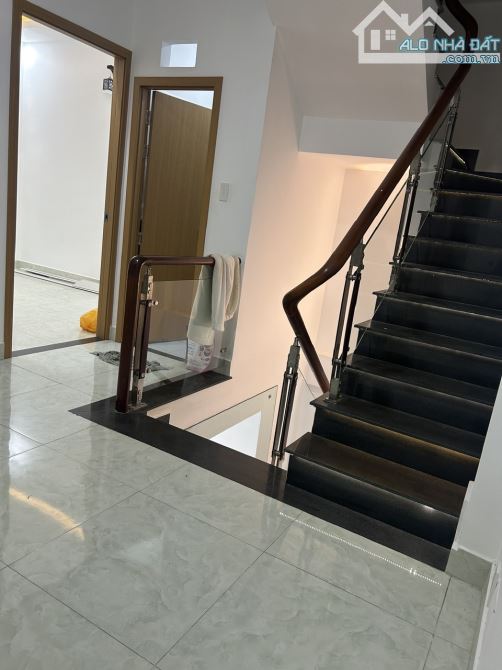 SIÊU RẺ – NHÀ 3 TẦNG Ô TÔ ĐỖ CỔNG – ĐƯỜNG 6 BÌNH TRƯNG TÂY – 56M² – CHỈ 5.6 TỶ - 3