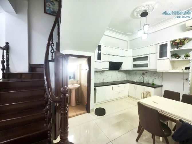 Bán Nhà Đẹp Ở Ngay - Hàng Xóm Vin Hàm Nghi - Ô Tô Vào Nhà - Dân Xây 63m2 - 11 Tỷ - 3