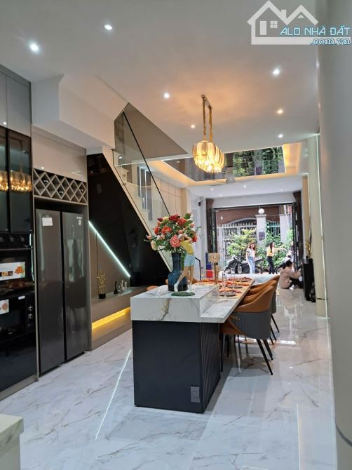 🚘 NHÀ 4 TẦNG ĐẸP – HẺM XE HƠI NGUYỄN VĂN KHỐI, P.11, GÒ VẤP ♦️ DT: 72m² (4x18) – 4PN (có - 3